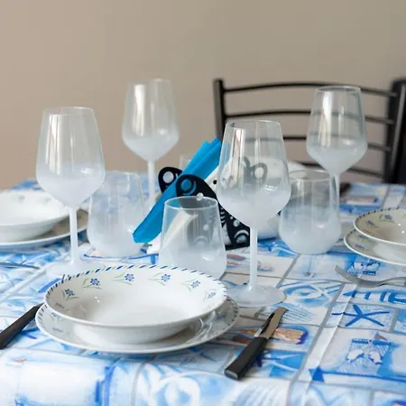 Welcomely - The Butterfly House Apartment